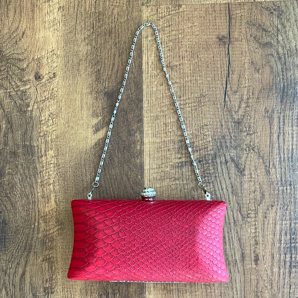 Coral textured hard case mini clutch bag with silver removable chain by JNB EUC